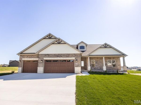 3740 Golfview Circle , Shiloh, IL 62221