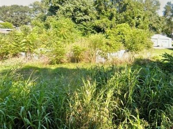 1623 Upper Cahokia Road , Cahokia, IL 62206