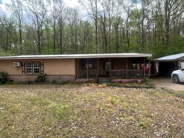 10112 Dummyline Rd, Batesville, MS 38606