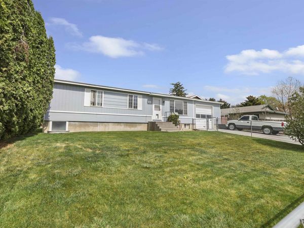 328 E Ave J, Jerome, ID 83338