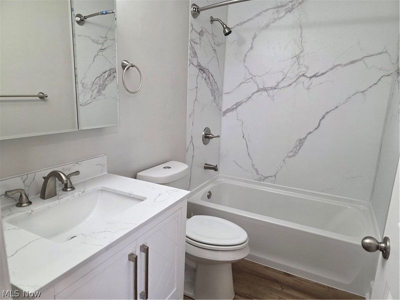 44129 Columbiana Waterford Road , Columbiana, OH 44408 Photo 2