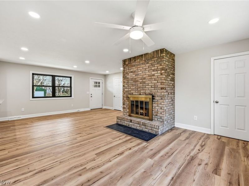 44129 Columbiana Waterford Road, Columbiana, OH 44408 Photo 4