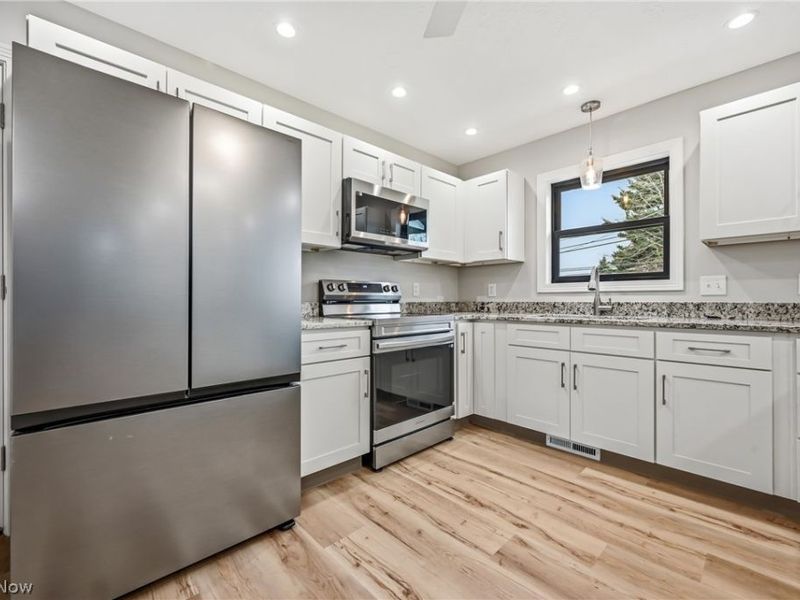 44129 Columbiana Waterford Road, Columbiana, OH 44408 Photo 7