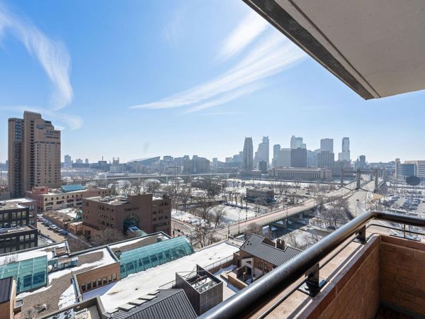 110 1st Avenue NE, Unit F1502, Minneapolis, MN 55413