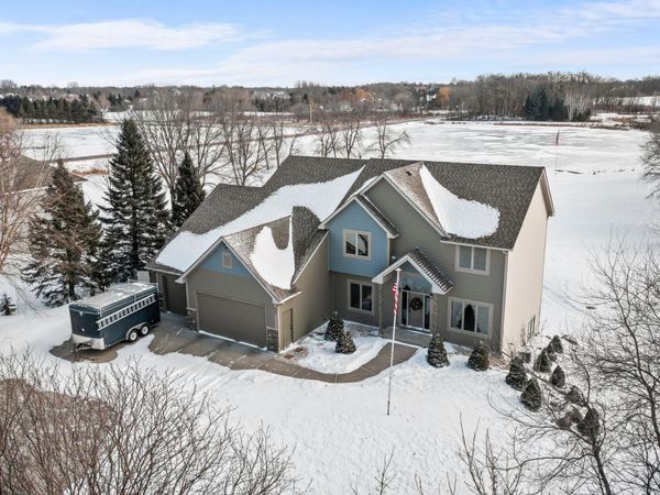 447 Theis Drive, Shakopee, MN 55379