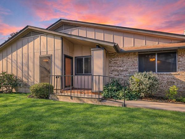 2002 Verbena DR, Unit 1336B, Austin, TX 78750