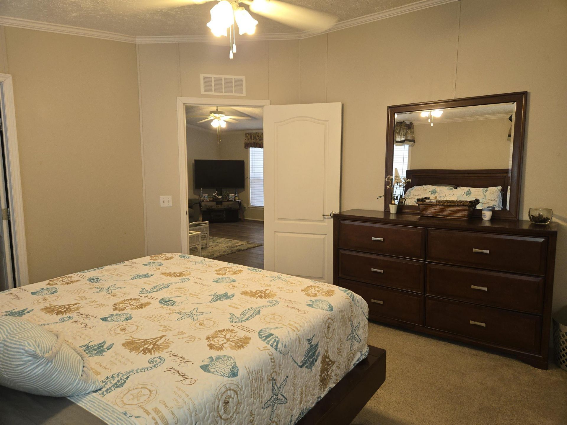 361 E Canal St.  Photo 18