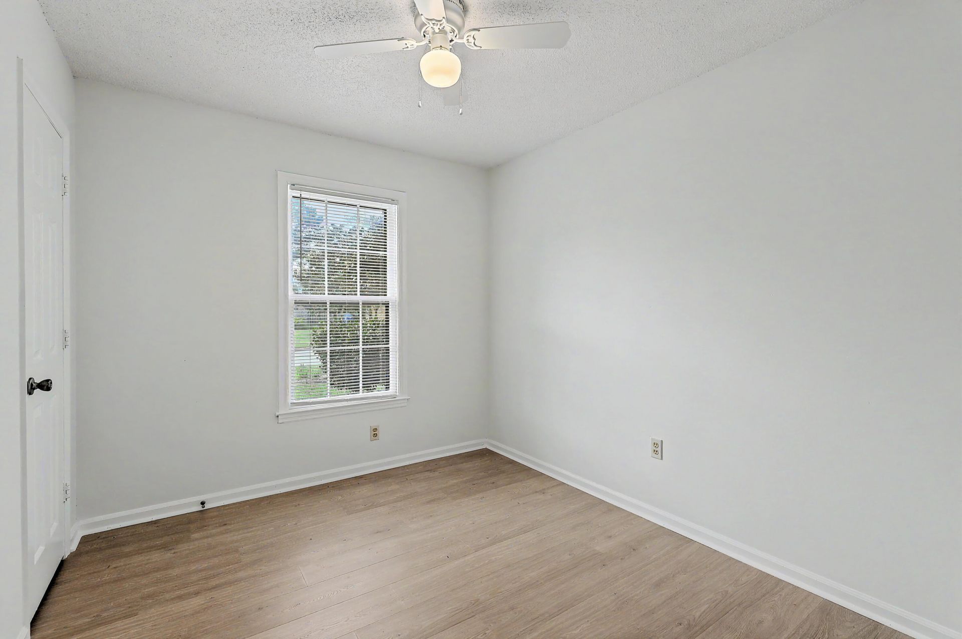 7744 Rosin Drive Photo 17