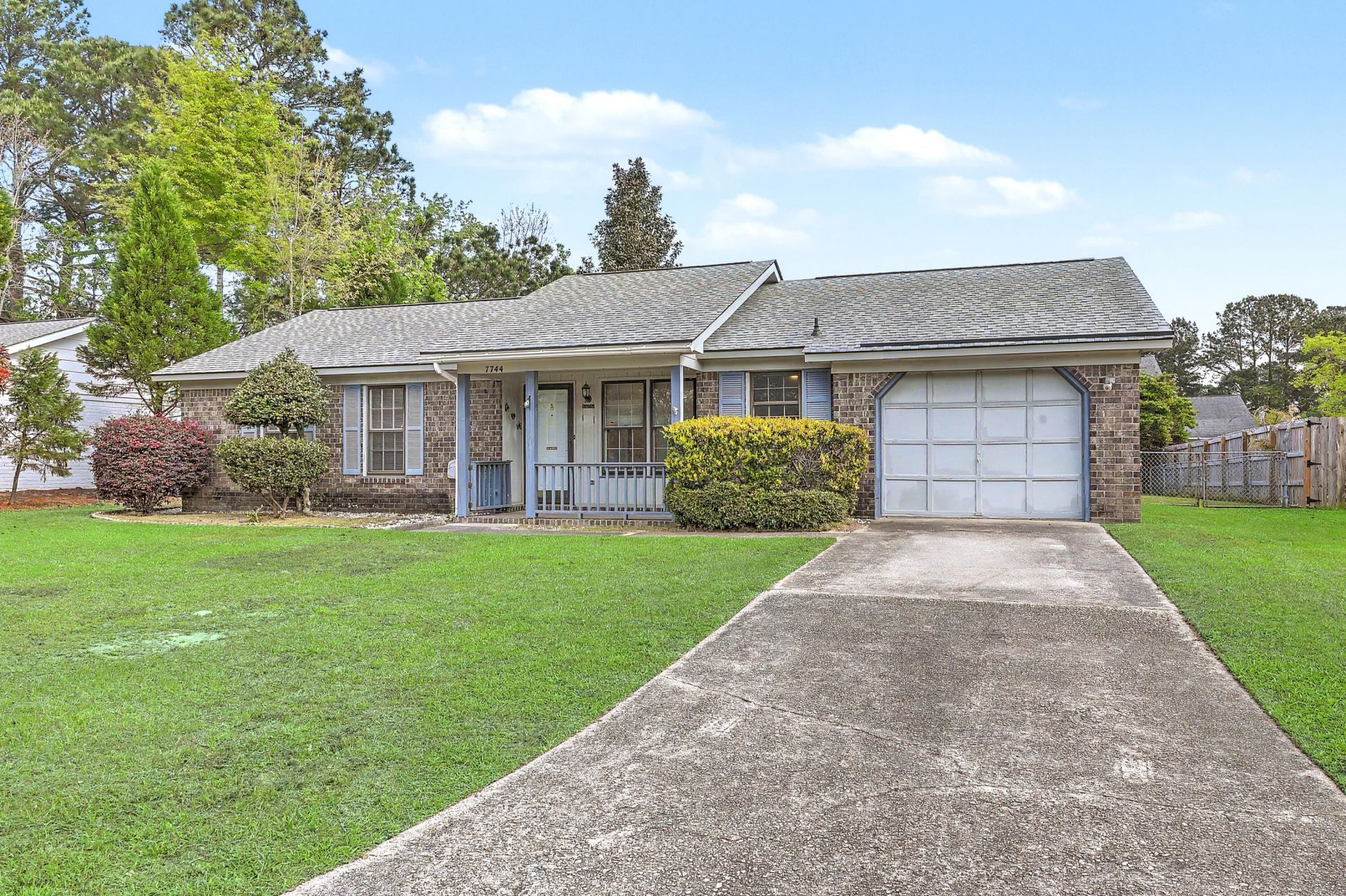 7744 Rosin Drive Photo 3