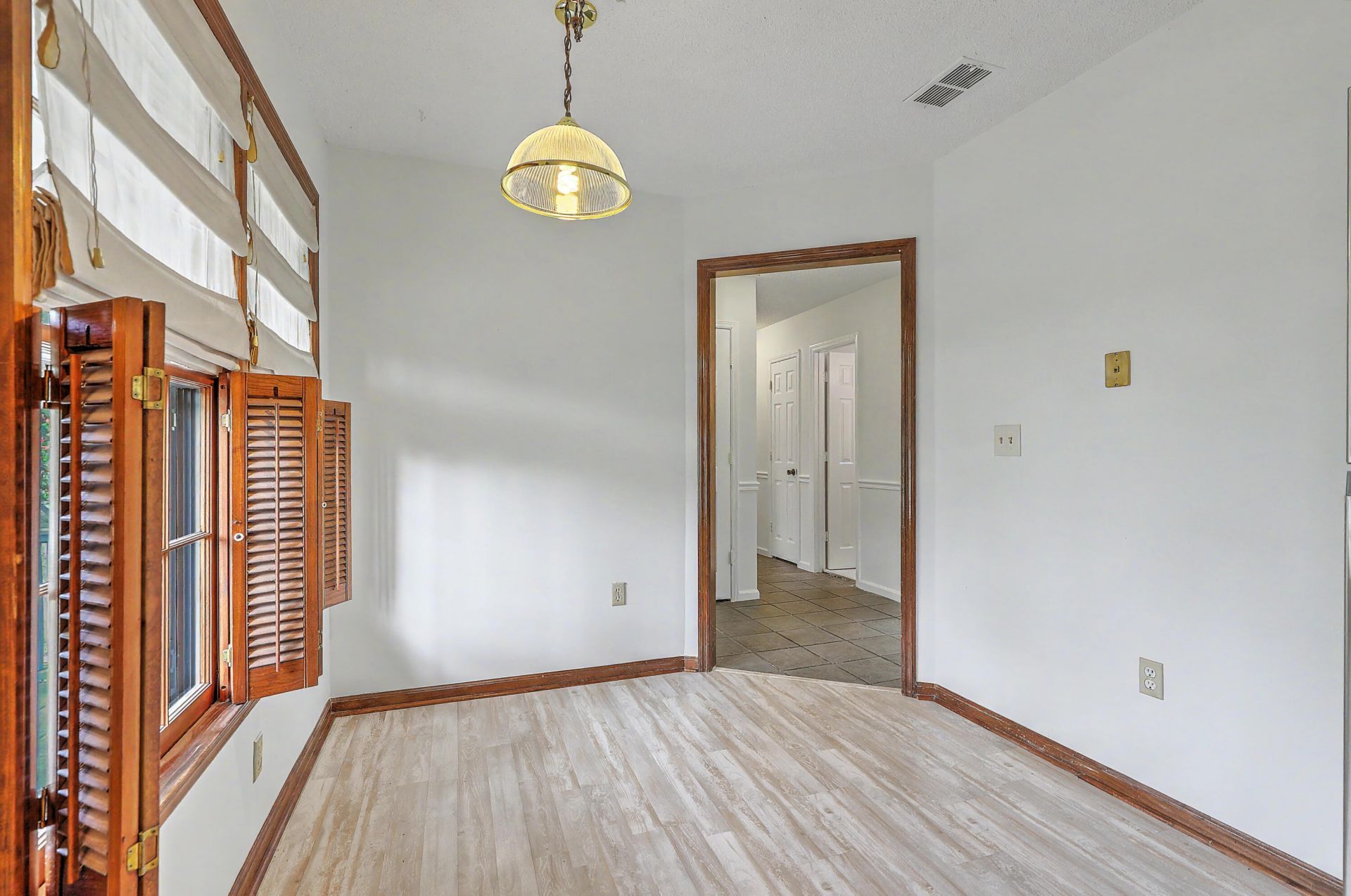 7744 Rosin Drive Photo 8