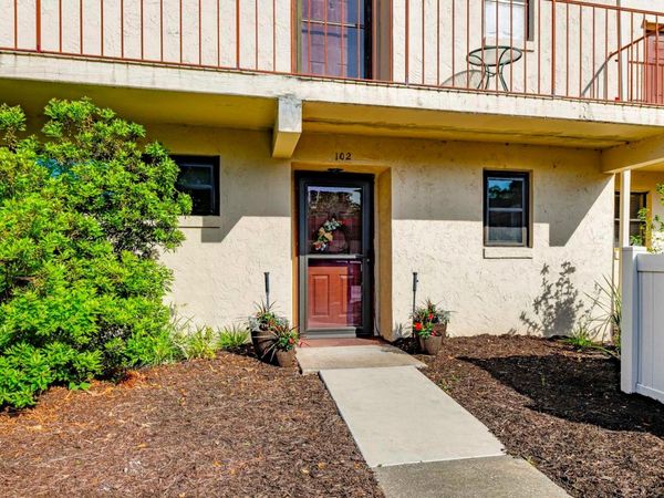 4300 BAYWOOD BOULEVARD , Unit B102, MOUNT DORA, FL 32757