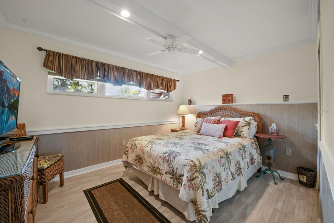 4300 Baywood Boulevard, Unit B102, Mount Dora, FL 32757 Photo