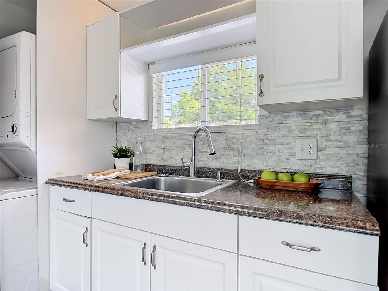 265 Newcomb Street, New Smyrna Beach, FL 32168 Photo