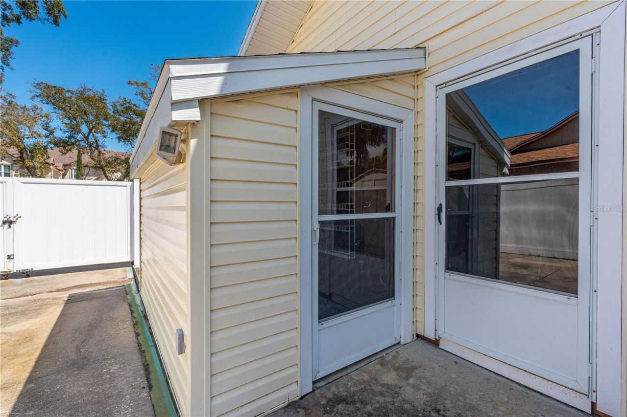 1500 Oak Forest Drive , Ormond Beach, FL 32174 Photo