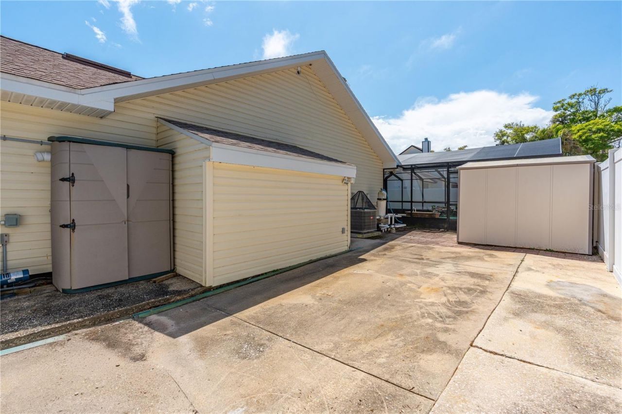 1500 Oak Forest Drive , Ormond Beach, FL 32174 Photo