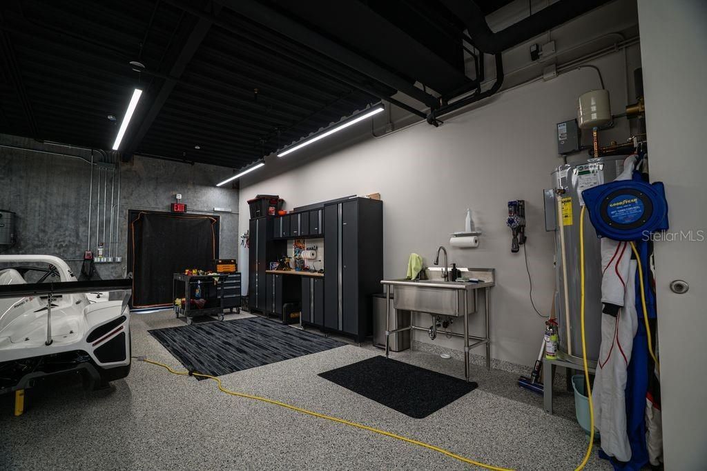 7045 N Tamiami Trail, Unit 101-, Sarasota, FL 34243 Photo