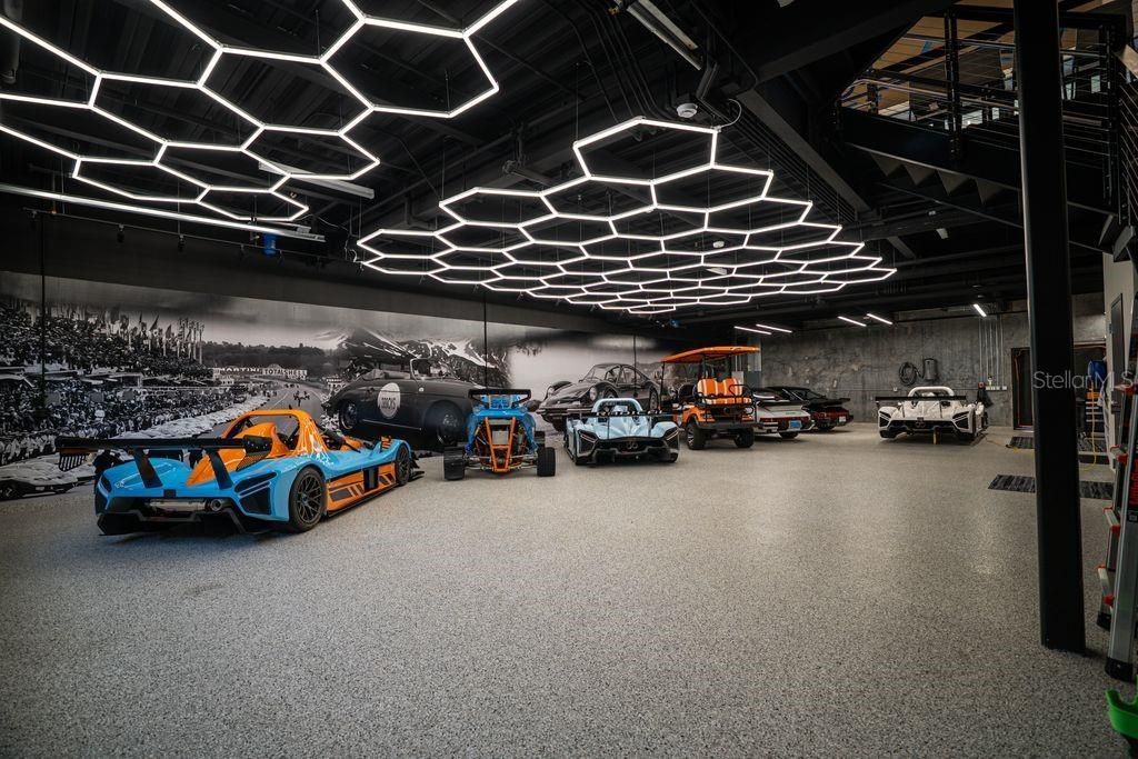 7045 N Tamiami Trail, Unit 101-, Sarasota, FL 34243 Photo