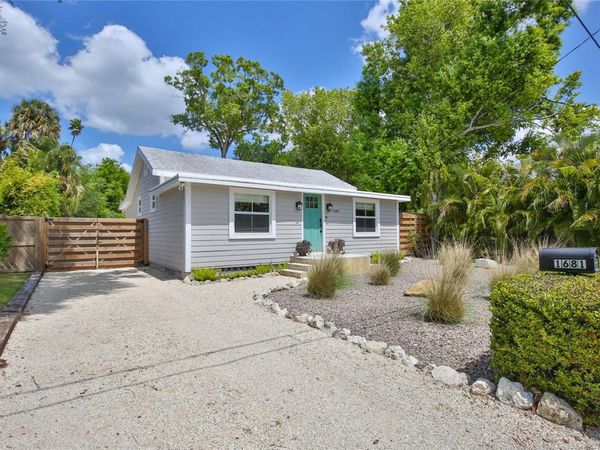 1681 8TH STREET, SARASOTA, FL 34236