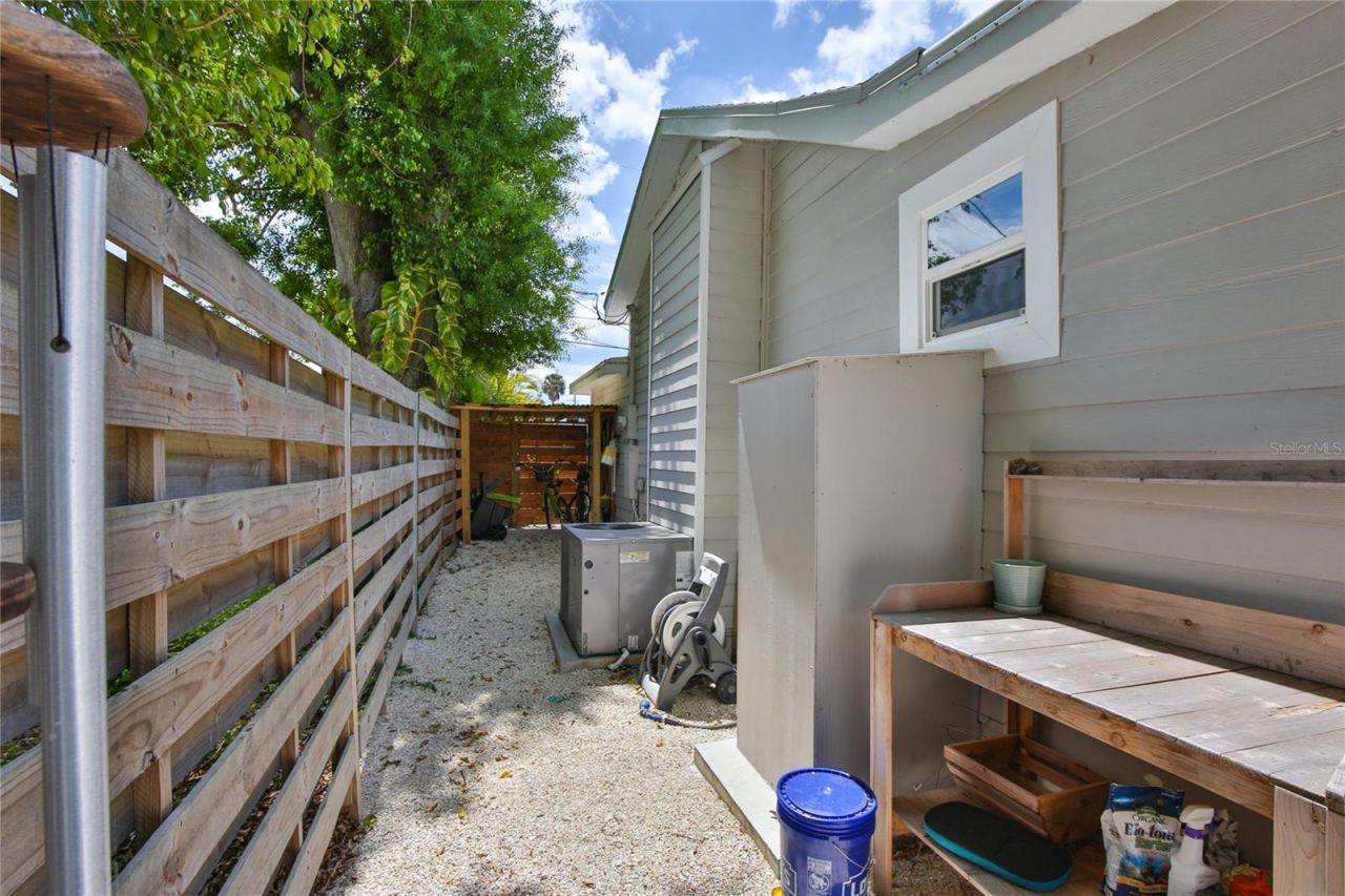 1681 8th Street, Sarasota, FL 34236 Photo