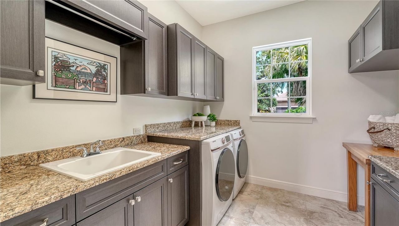 4127 Founders Club Drive, Sarasota, FL 34240 Photo