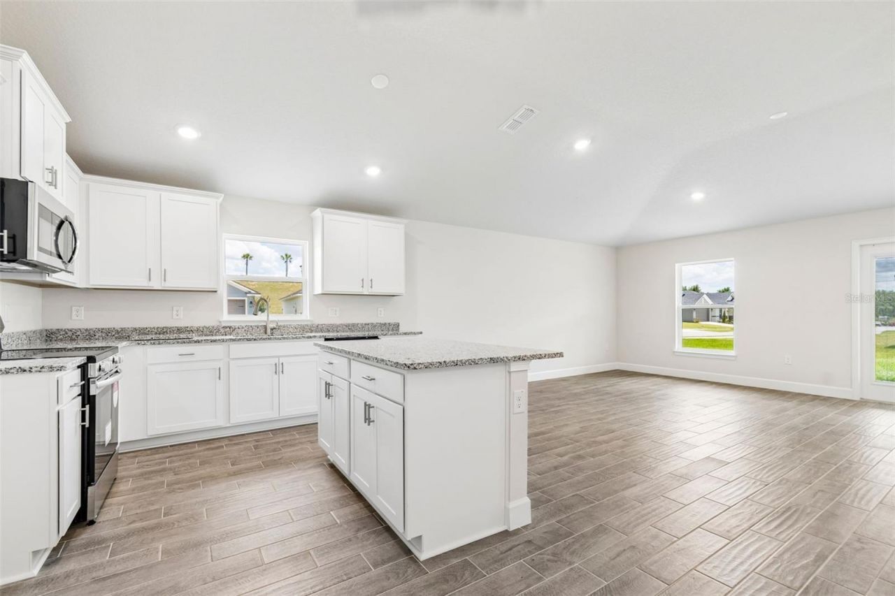 12976 Kent Bradley Street, Dade City, FL 33525 Photo