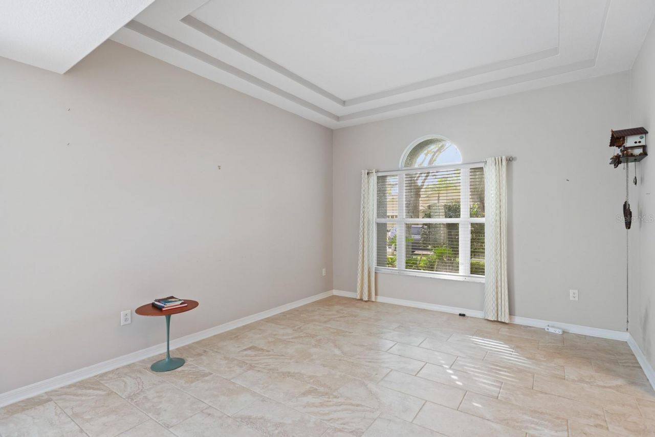 5208 Laurel Pointe Drive , Valrico, FL 33596 Photo