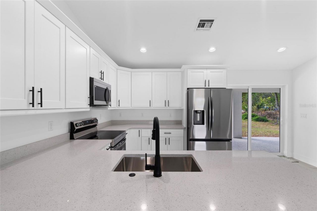 21483 NW 262nd Street , Okeechobee, FL 34972 Photo