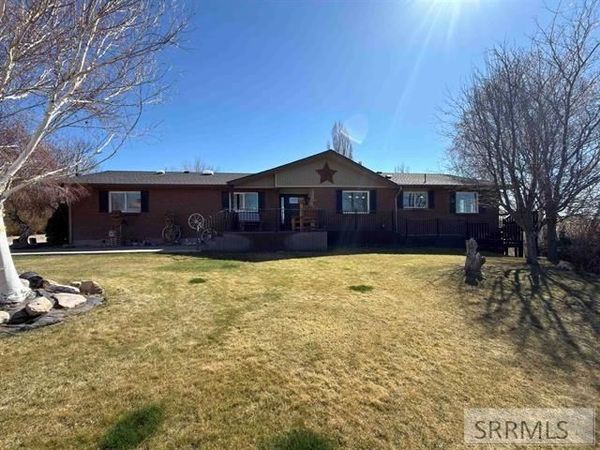 2920 Ferry Hollow Road, AMERICAN FALLS, ID 83211
