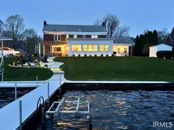 1901 E Greenleaf Boulevard, Elkhart, IN 46514