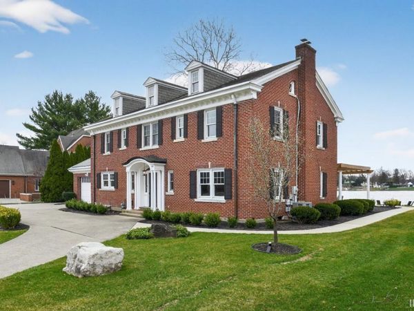 1901 Greenleaf Boulevard, Elkhart, IN 46514