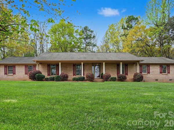 4027 Oakdale Road, Charlotte, NC 28216
