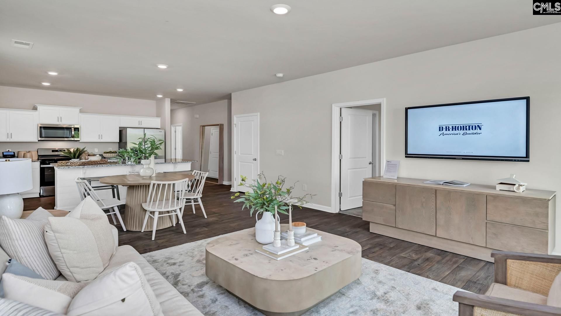 320 Sandy Run Drive  Photo 11