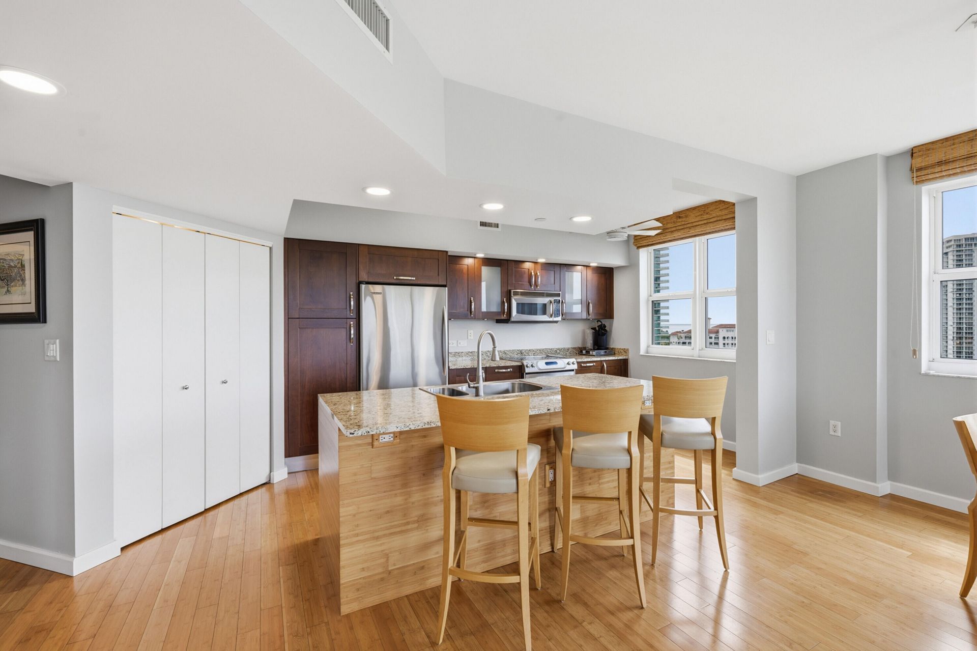 19900 E Country Club Drive, Unit 1101, Aventura, FL 33180 Photo