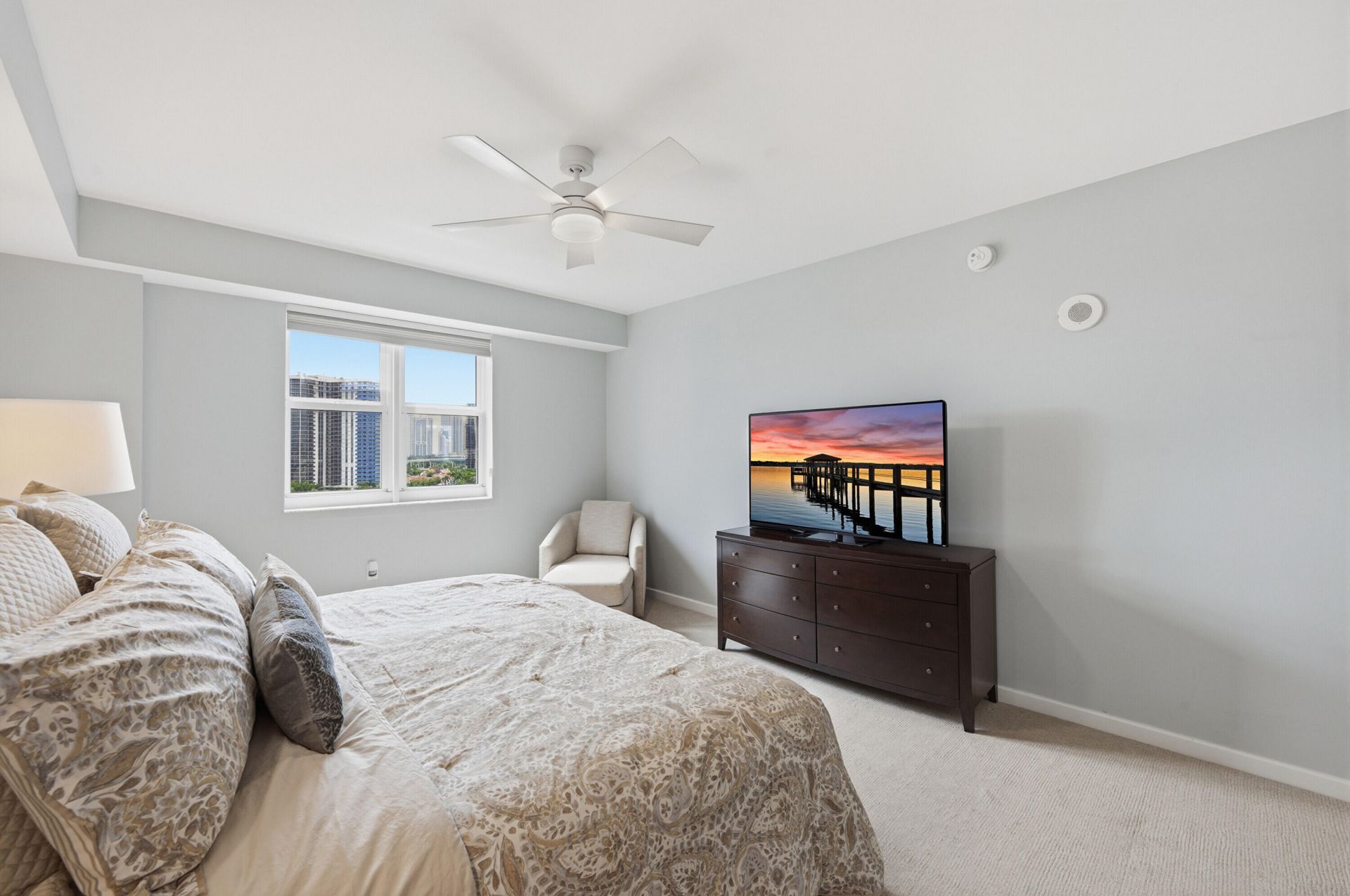 19900 E Country Club Drive, Unit 1101, Aventura, FL 33180 Photo