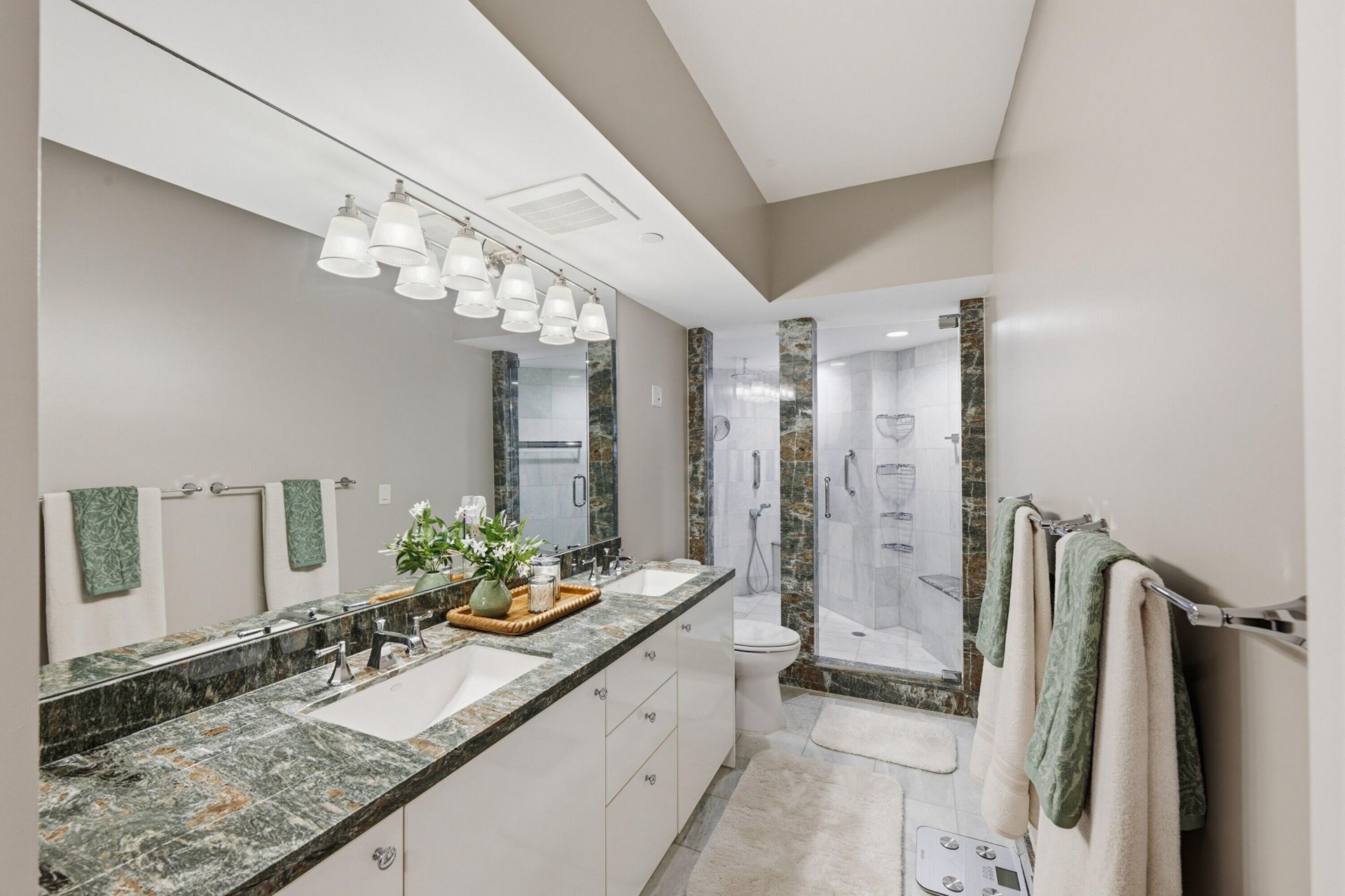 19900 E Country Club Drive, Unit 1101, Aventura, FL 33180 Photo