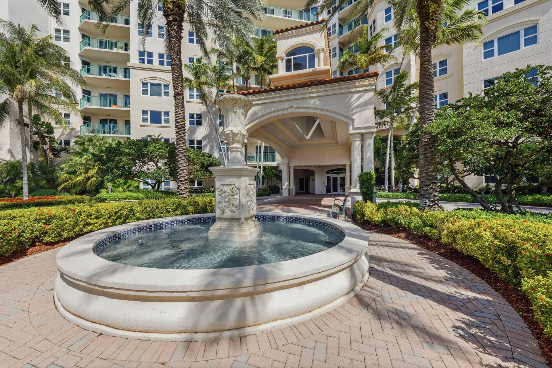 19900 E Country Club Drive, Unit 1101, Aventura, FL 33180 Photo