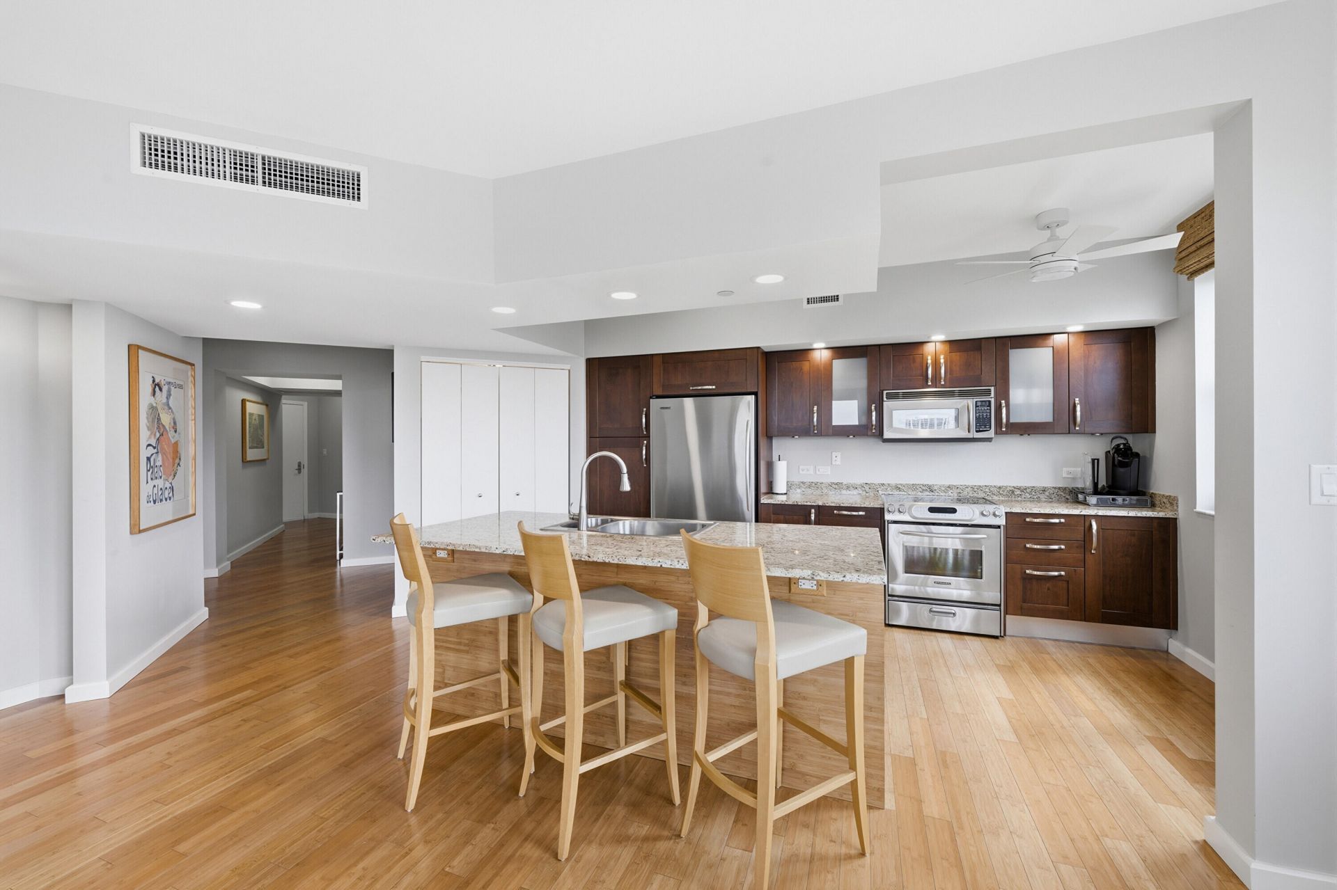 19900 E Country Club Drive, Unit 1101, Aventura, FL 33180 Photo