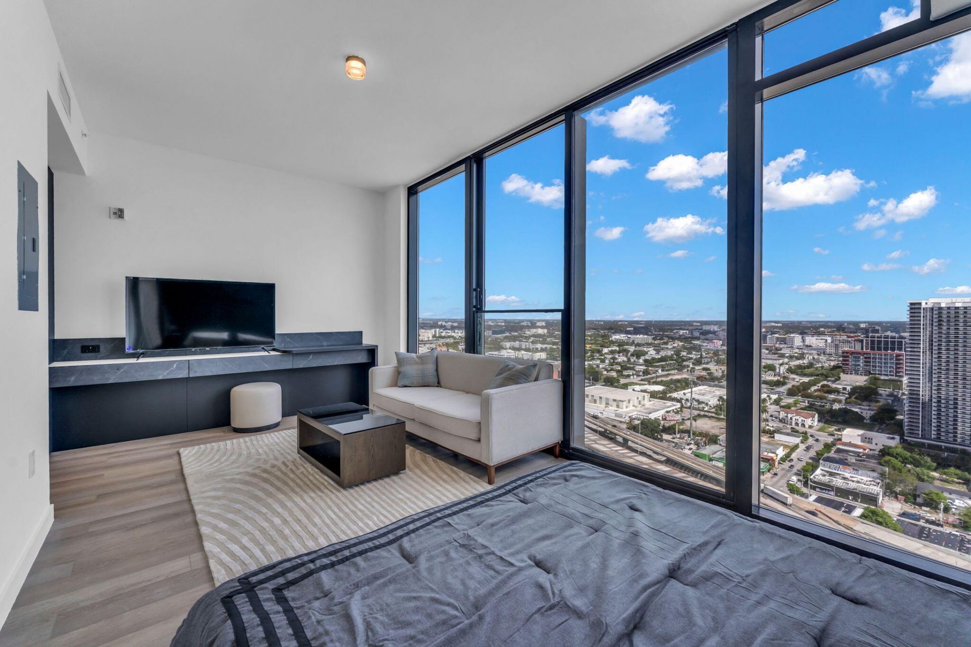 20 NE 11th Street, Unit 3205, Miami, FL 33132 Photo