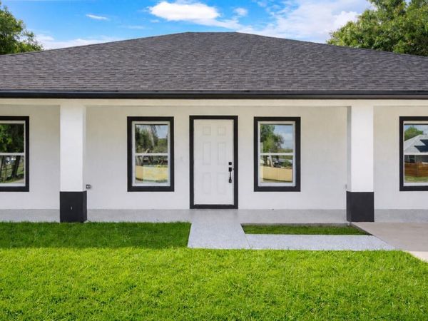 21483 NW 262nd Street, Okeechobee, FL 34972