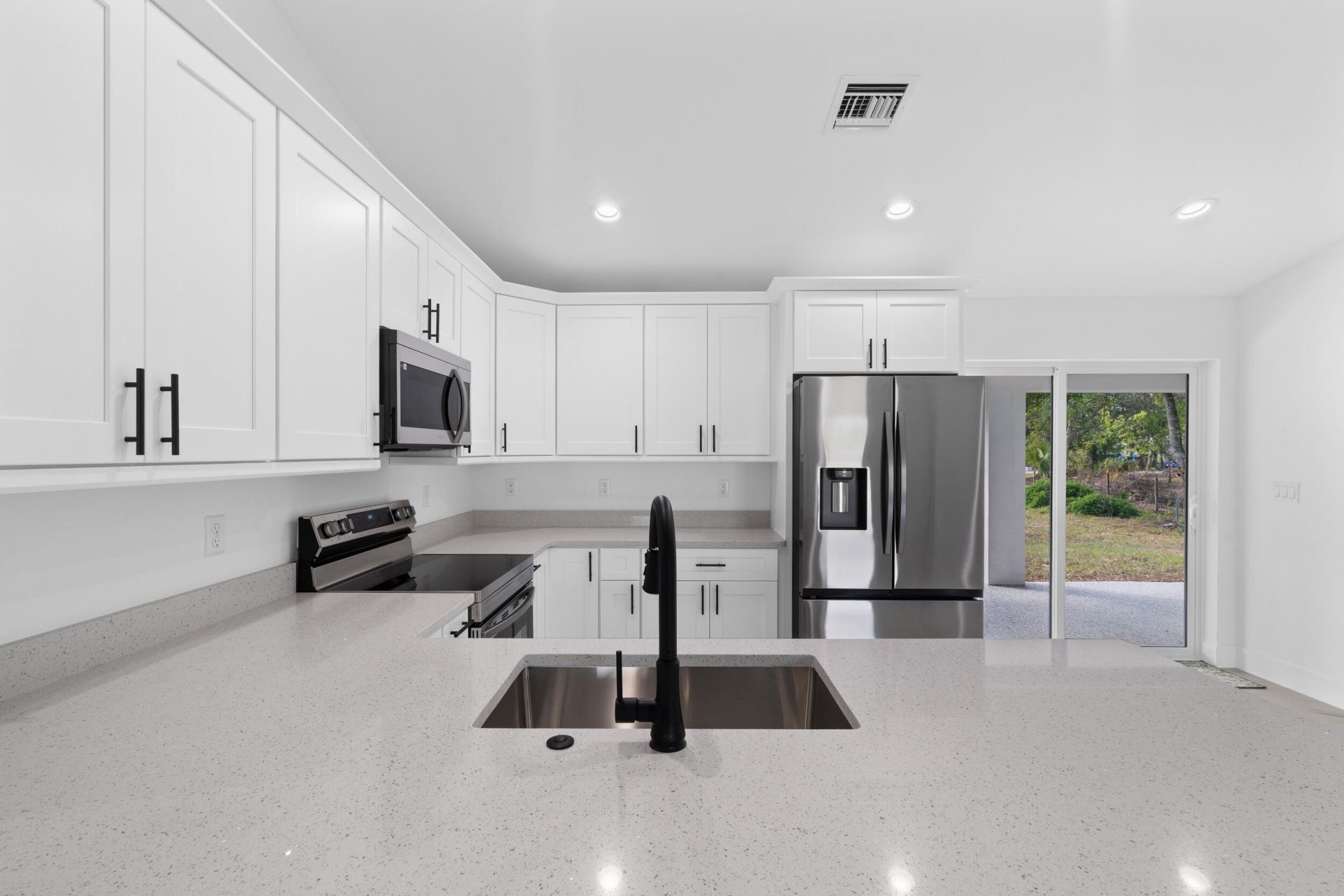 21483 NW 262nd Street, Okeechobee, FL 34972 Photo