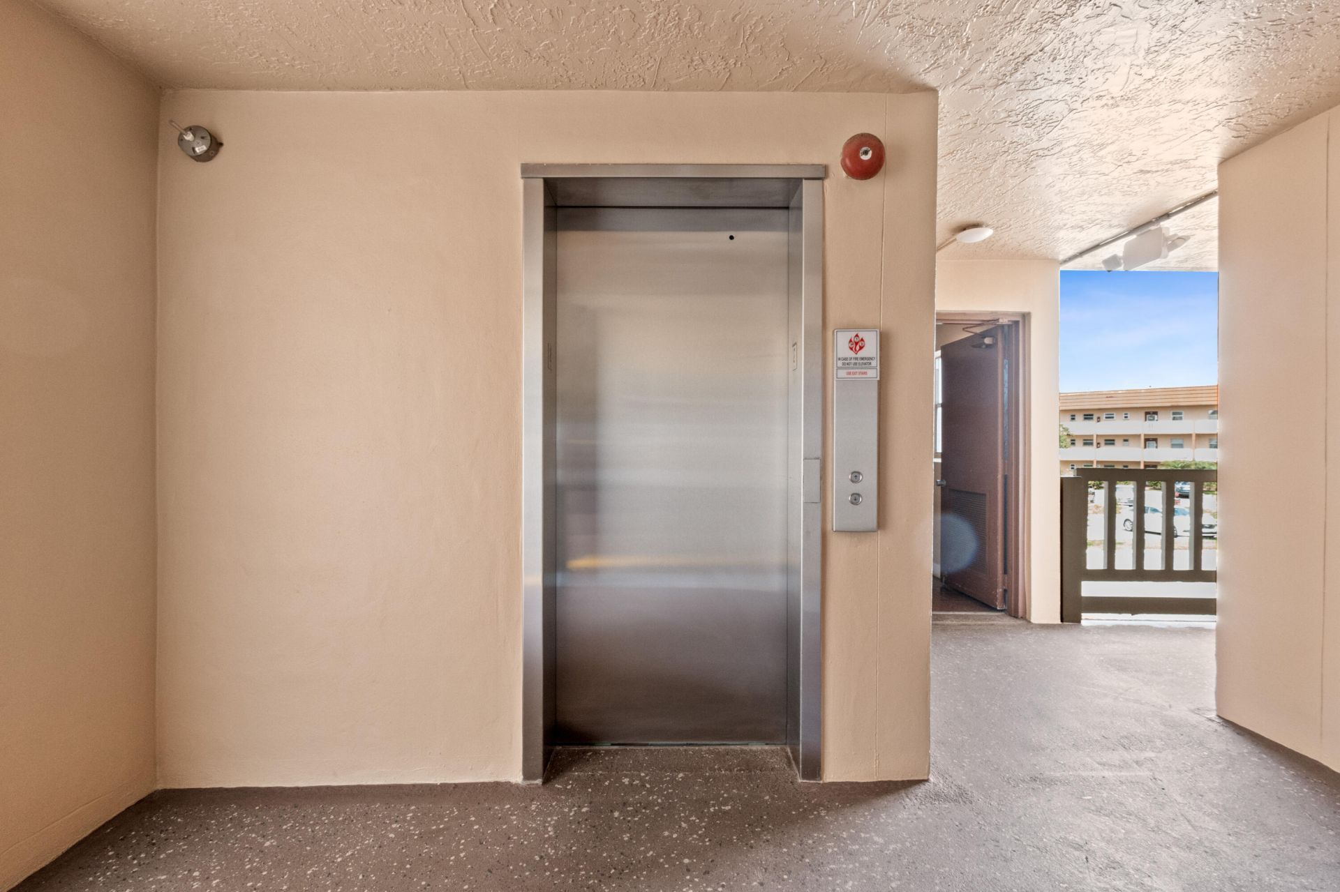 9350 Sunrise Lakes Boulevard, Unit 205, Sunrise, FL 33322 Photo