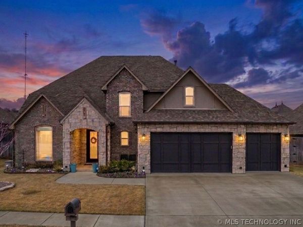 17161 E 42nd Street , Tulsa, OK 74134