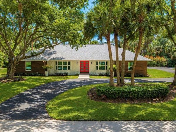4384 SW 2nd Square SW, Vero Beach, FL 32968