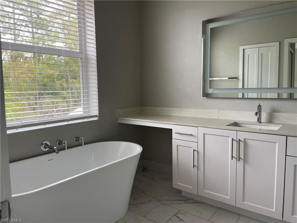 7081 Venice Way, Unit 1808, Naples, FL 34119 Photo