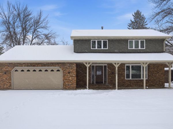 3601 Evergreen Road N, Fargo, ND 58102