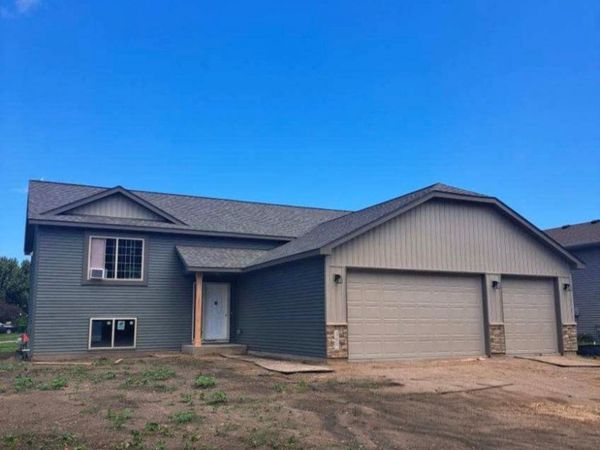 305 N Lane, Green Isle, MN 55338