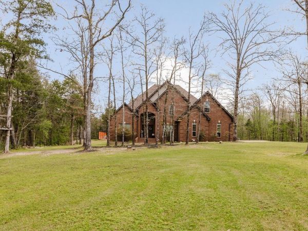 1164 Brookhaven Court, Alexander, AR 72002