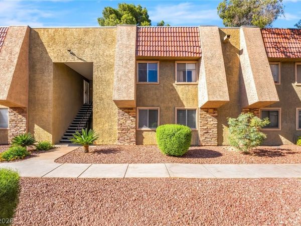 5317 Indian River Drive , Unit 295, Las Vegas, NV 89103