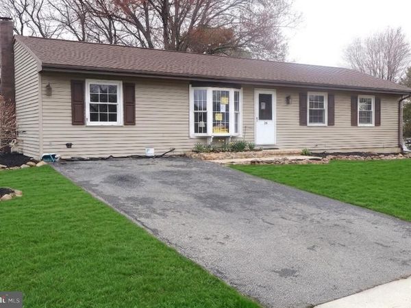 26 S HERBEIN DRIVE, TOPTON, PA 19562