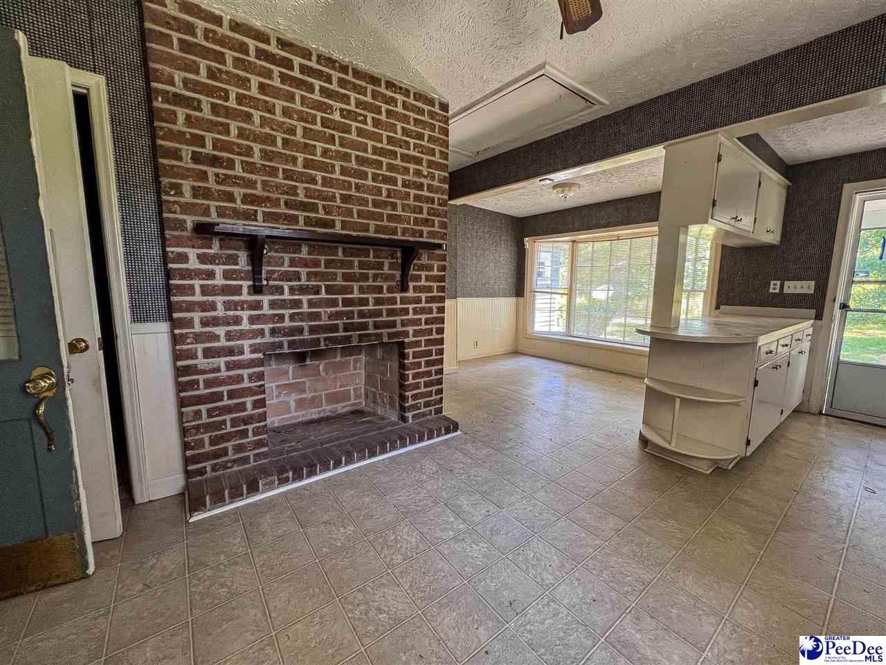1263 Old Kemper Rd Photo 11
